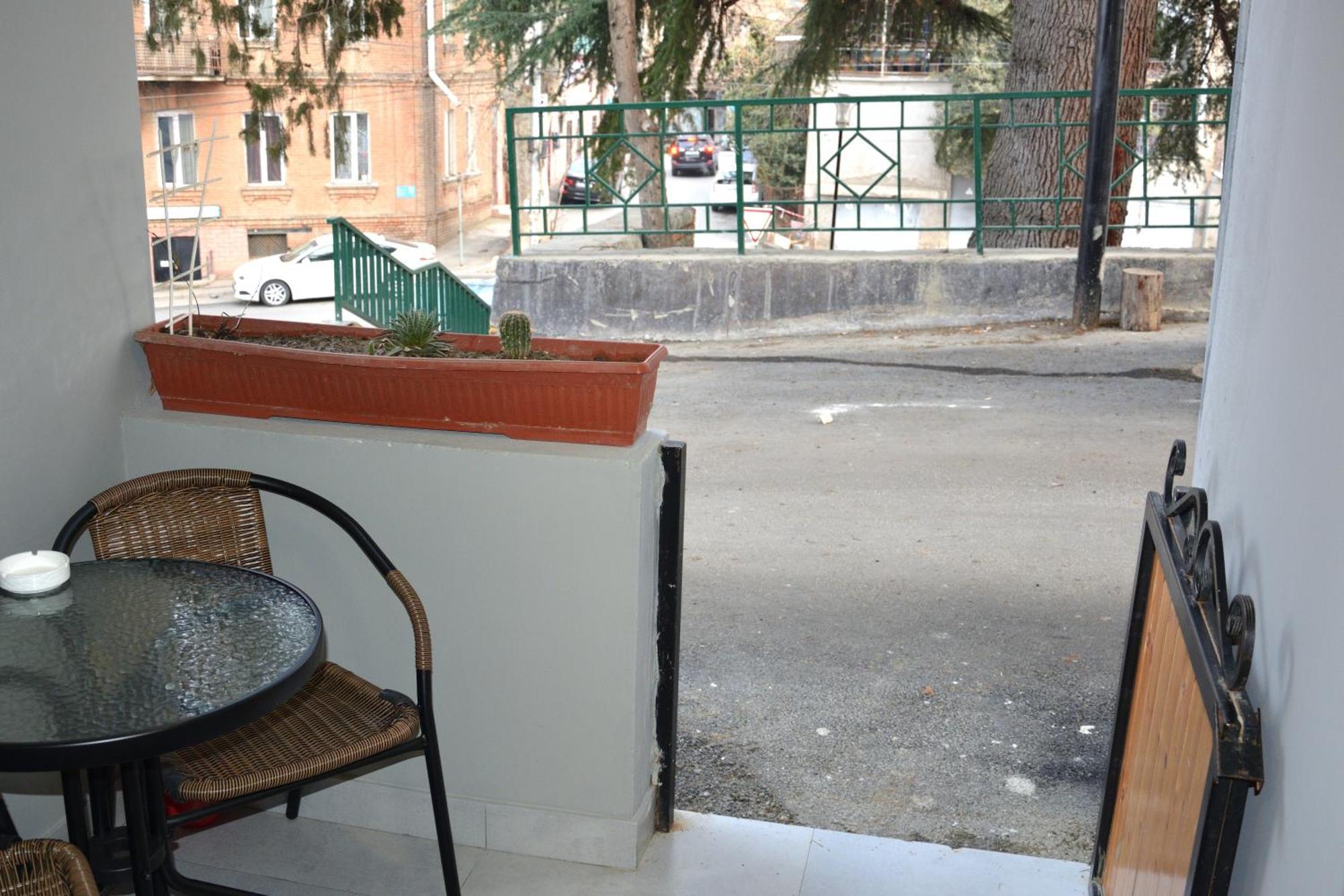 טביליסי Nikas Apartment מראה חיצוני תמונה